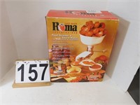 Roma Food Strainer Sauce Maker Appears to Be New