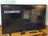 LG 43" LCD Television 53LH5000