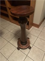 Walnut imperial style fern stand The farmstand is