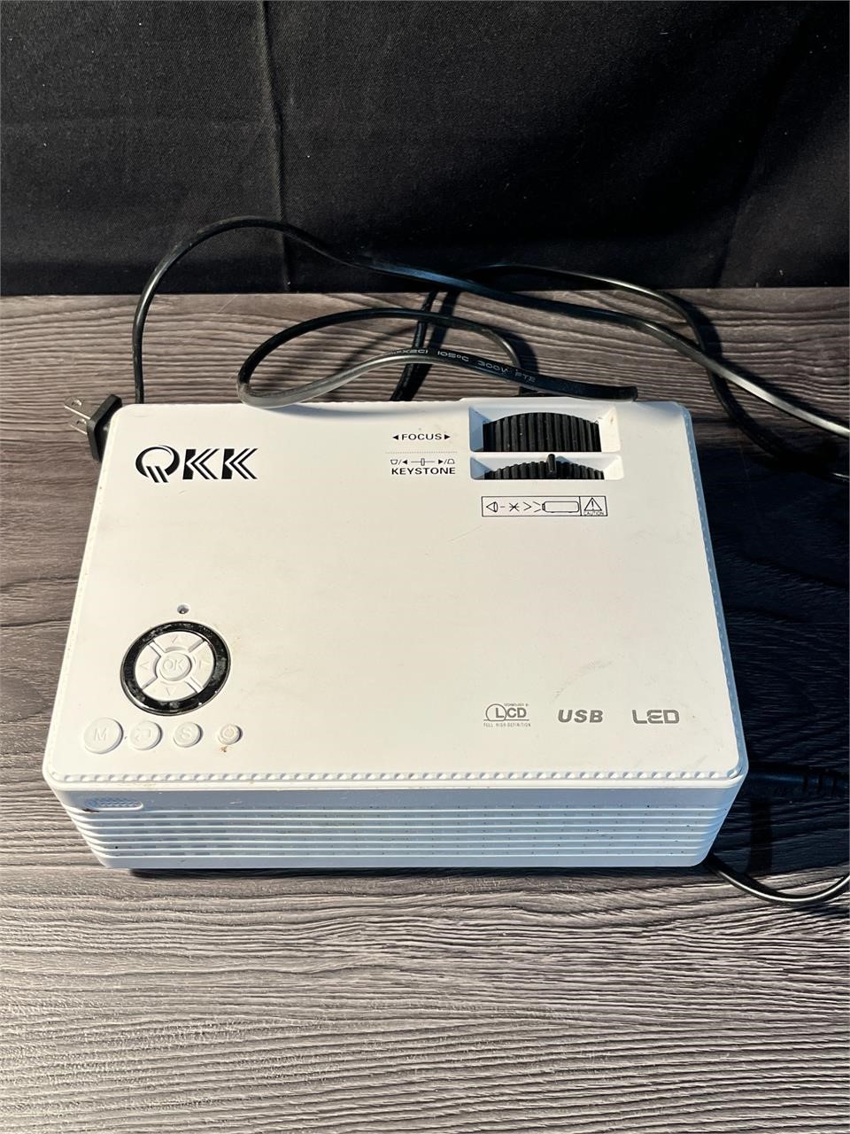 QKK Mini Projector 6500 Lumens HD/LCD