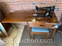 SINGER SEWING MACHINE IN TABLE W/ CHAIR, 24" X