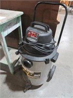 SHOP VAC 10 GAL WET/DRY ON ROLLER