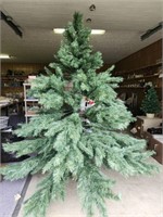 Artificial 7-1/2 foot Christmas Tree