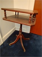 Duncan Phyfe Style Accent Table