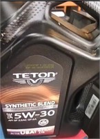 Teton synthetic blend motor oil 5w 30