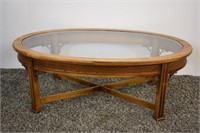 COFFEE TABLE WITH GLASS TOP
