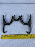 Metal deer gun rack hooks