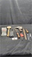 Impact wrench, hex key set, mallet, misc