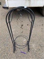 METAL FLOWER STANDS