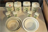 7 pc. Canister and Spice Set with 6 Mixing Bowls