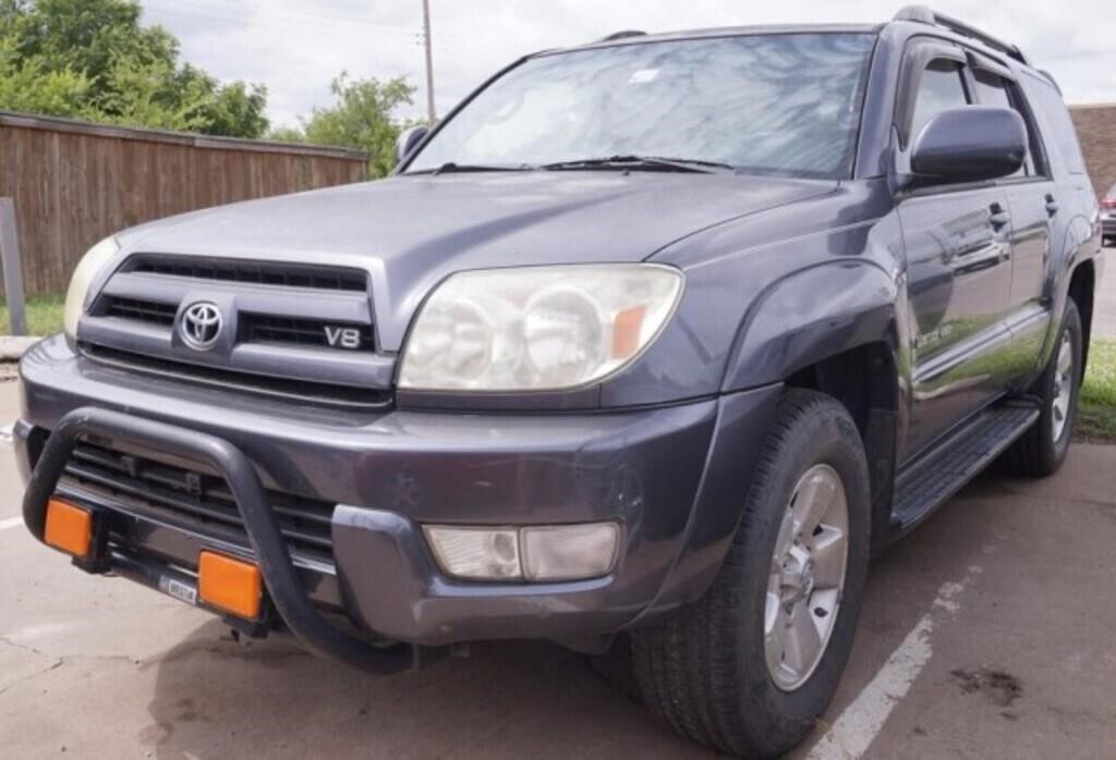 2005 Toyota 4-Runner SUV 4.7L 4x4 showing 117,923