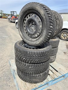 (4) Champiro 225/60R17 Winter Tires