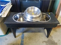 Dog dish stand and bowls