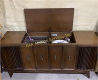 ZENITH Mid Century Solid State Vintage Stereo