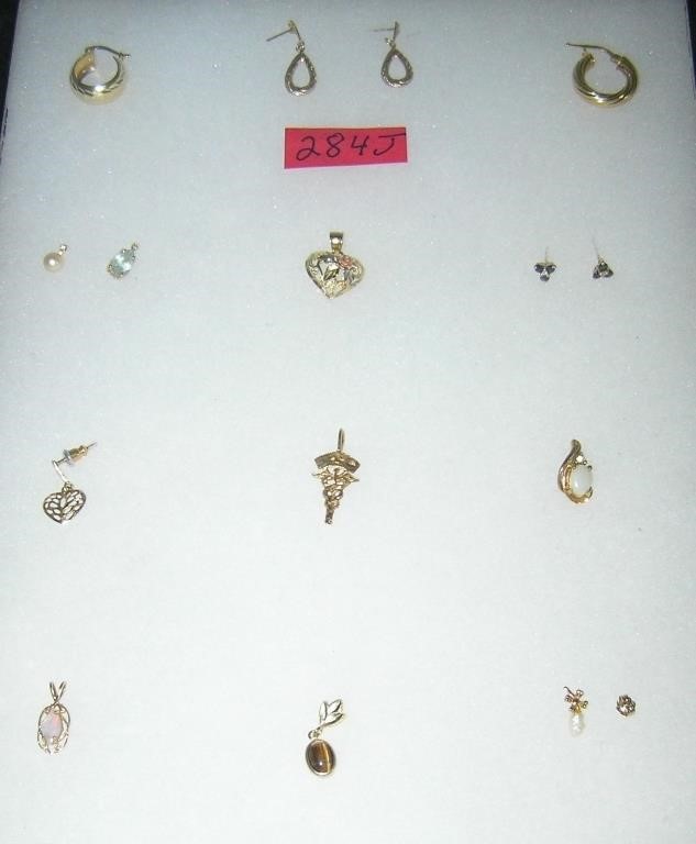 Collection of 14K gold jewelry over 1/4 of an ounc