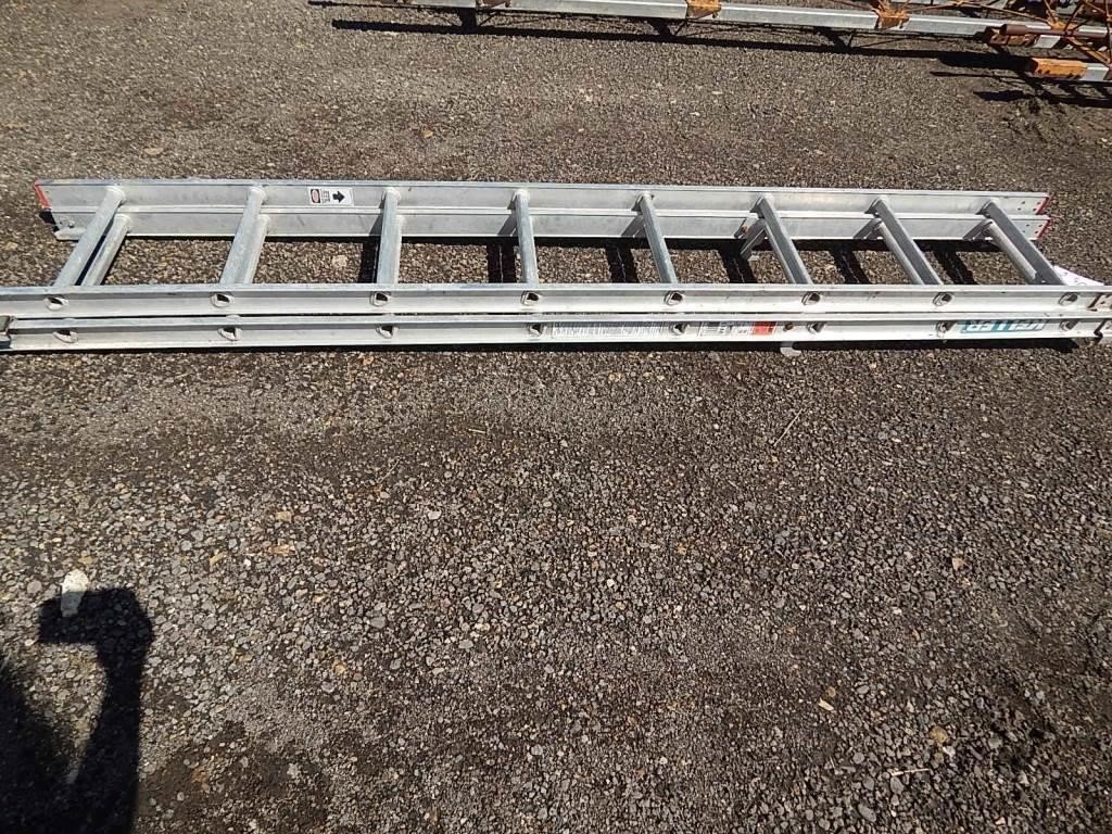 20' Aluminum extension ladder