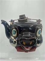 Vintage Thames pig teapot