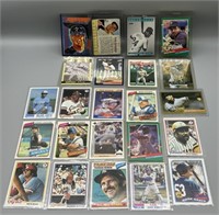 20+ Mixture of Ungraded Baseball Cards