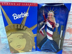 1995 Barbie Statue of Liberty NIB Limited Edition