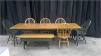 DREXEL HERITAGE 8 PIECE MAPLE DINETTE WITH BENCH