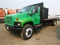 2004 GMC C6500 S/A Flatbed Truck