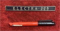 (1) Vintage Electra 225 Car Emblem