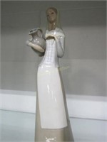 Lladro Zaphir "Girl With Hen" & "Woman With Water