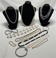 Large Lot of Ladies Faux Pearl & Fashion Jewelry