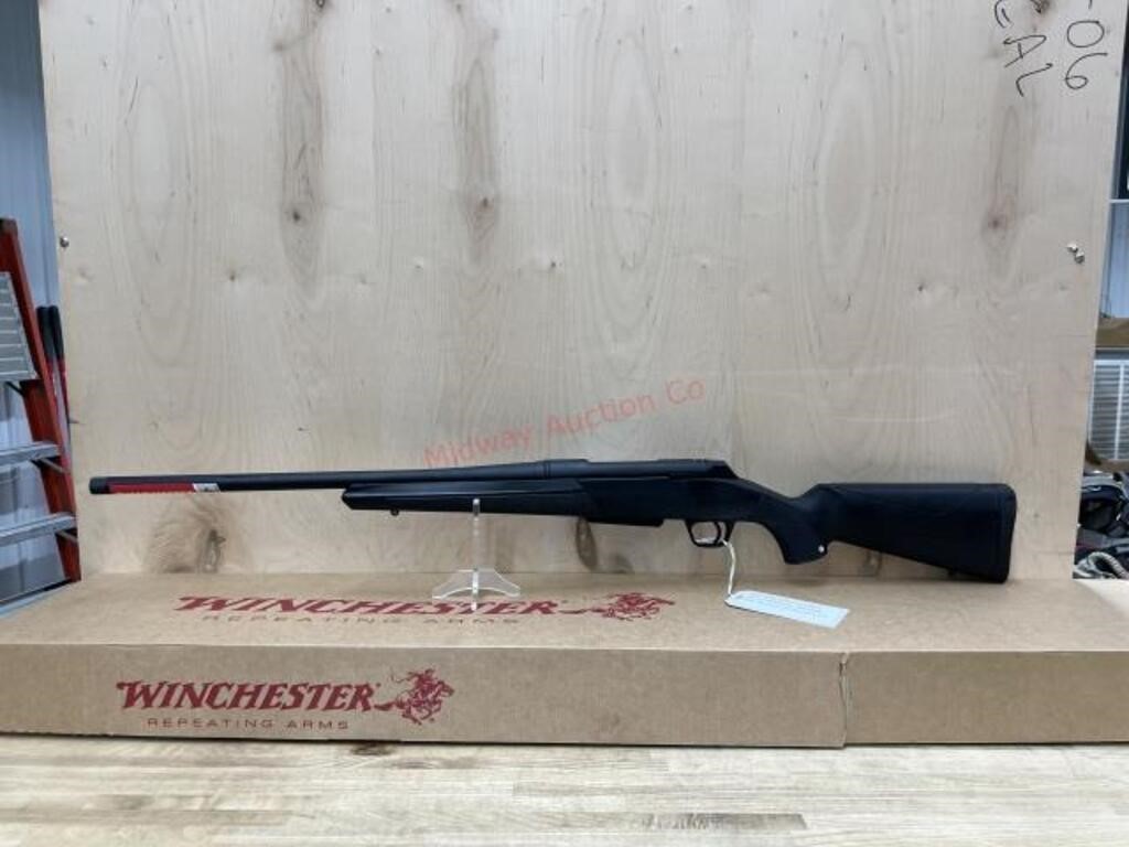 ID# 5694 WINCHESTER Model XPR Rifle 300 WIN mag Se