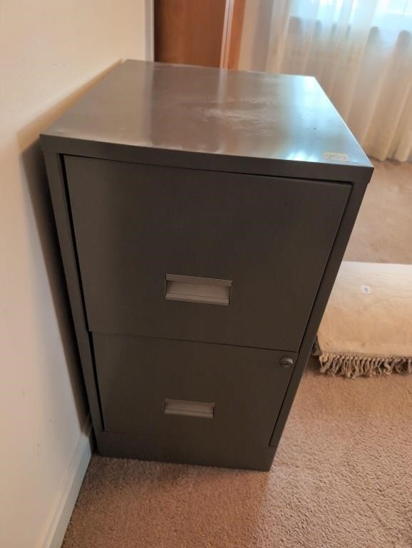 Gray filing 2 drawer filing cabinet no key