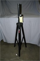 Pro Line Speaker Stand (Missing Lock Knob)