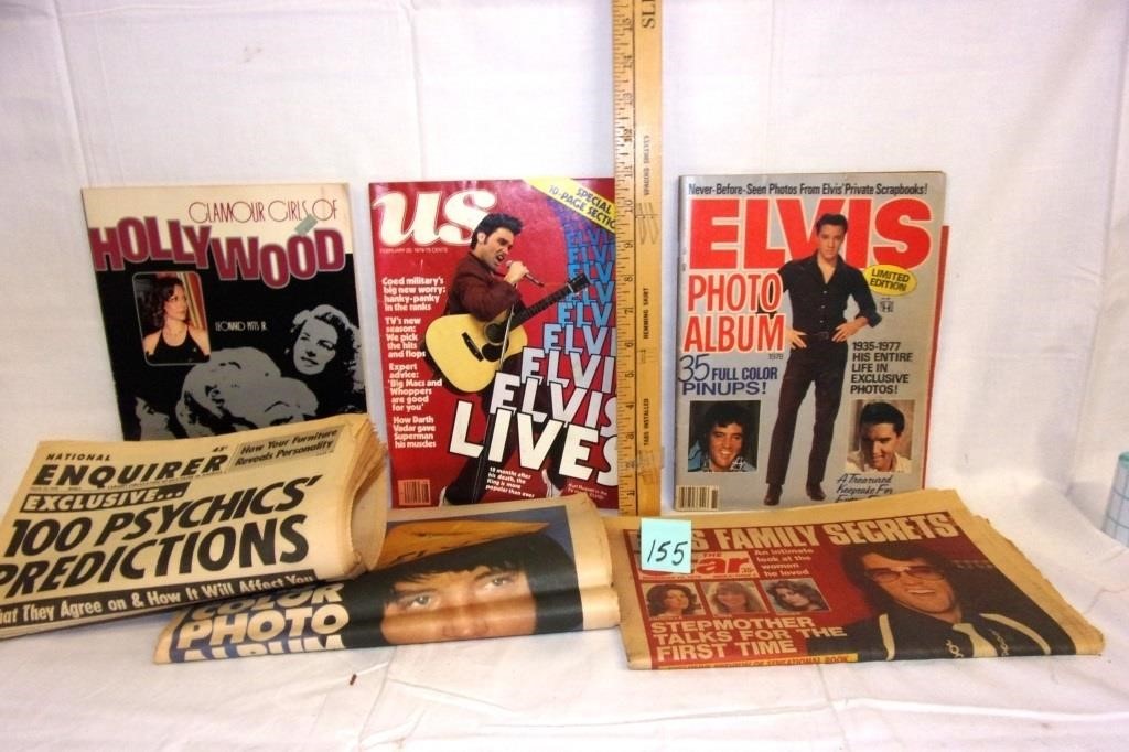 Elvis magazine/papers/etc