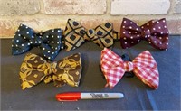 BOX LOT: ASSORTED VINTAGE BOW TIES