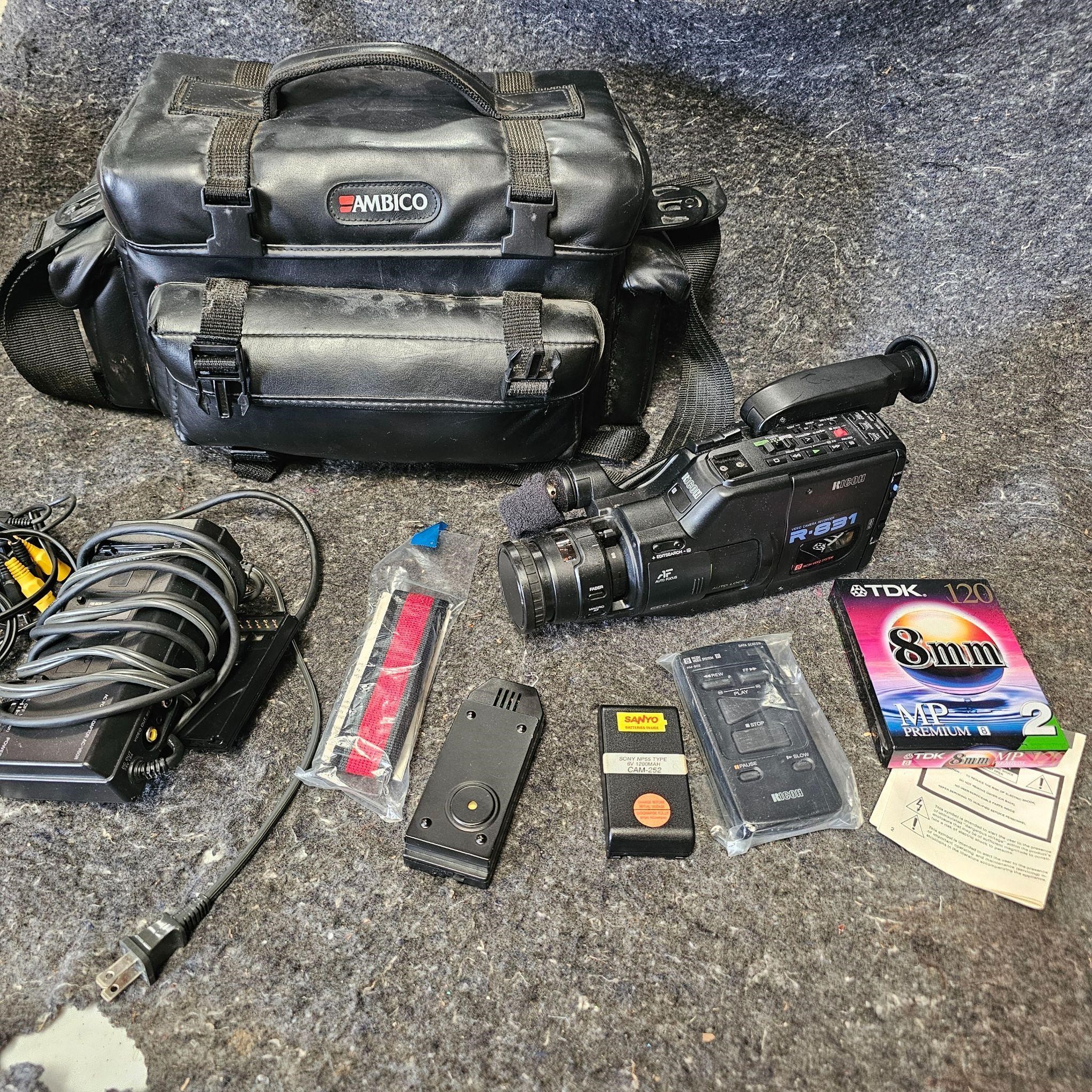 Ricoh video camera r-831