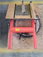 TABLE SAW TABLE