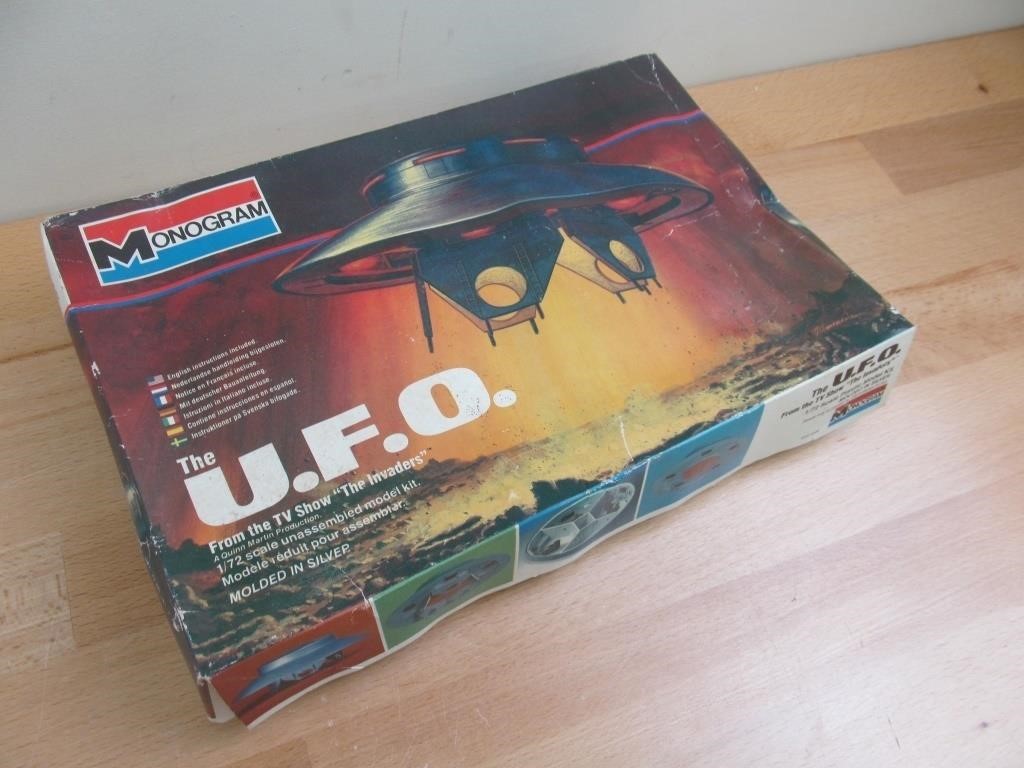 Monogram UFO 6012 1/72 Model Spaceship