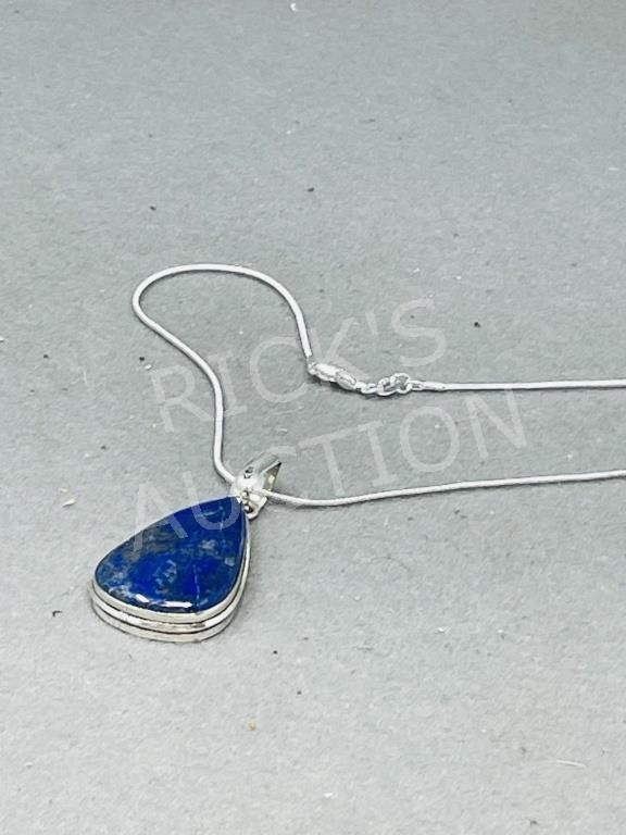 Lapis Lazuli & silver pendant & chain