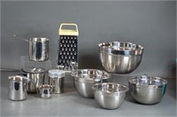 Kitchen Prep Set - Mixing Bowls, Measuring Cup &