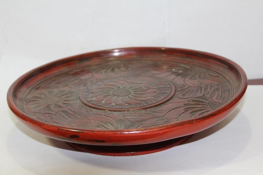 A Japanese Lacquer Lazy Susan/Tray