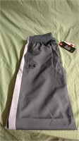 YLX Under armour track pants, Gray. has a small