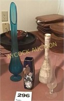 Box with tall blue glass vase, oriental vase...