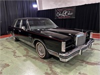 1983 Lincoln Mark VI Continental Signature Edition