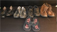 4 Pairs of Men's Shoes & Pair of Flip-Flops