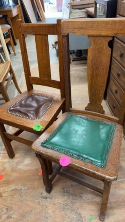 TWO ANTIQUE OAK DINING ROOM CHAIRS