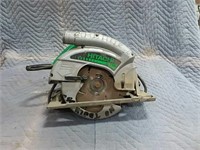 Hitachi C7YA circular saw