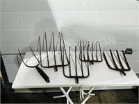 5 antique pitch fork heads