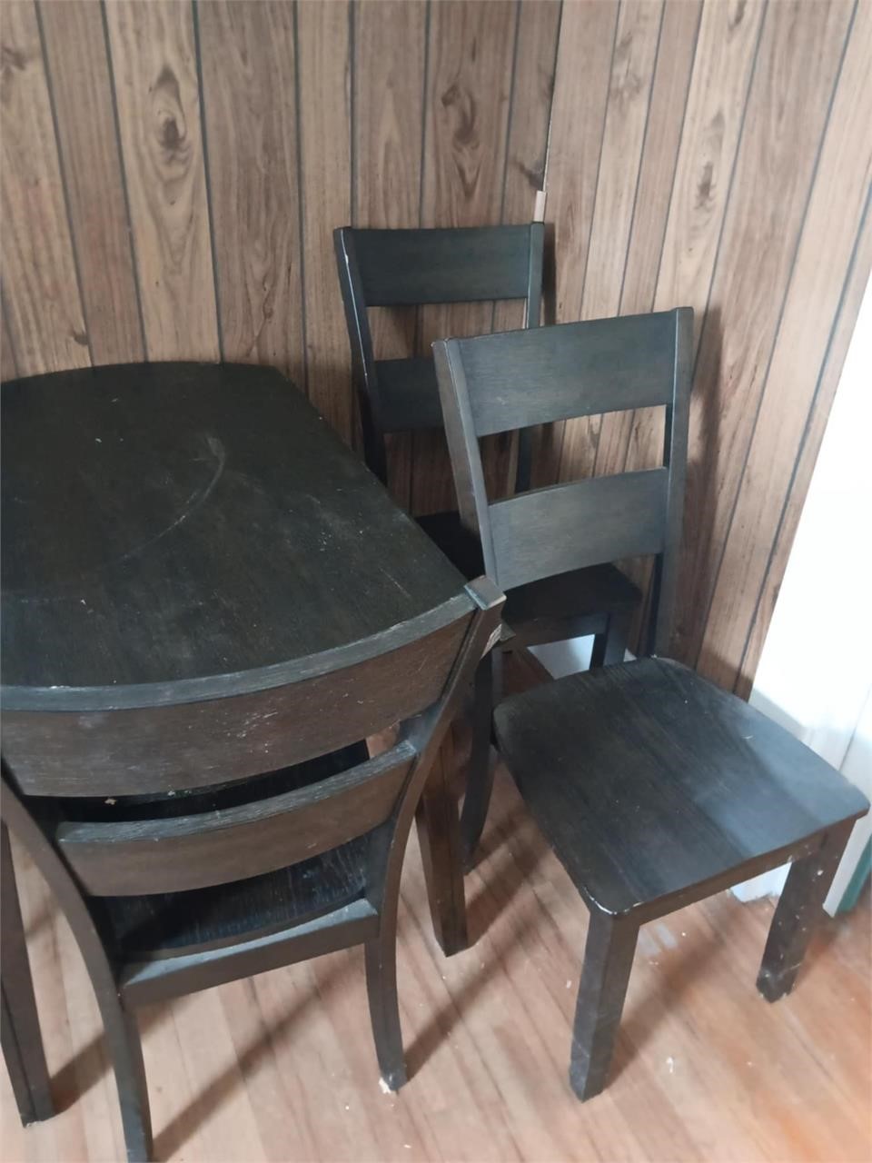 Table & 3 chairs