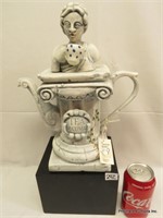 Swineside Ceramic Teapot