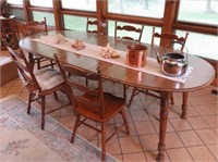 Wood table w/6 chairs & shells