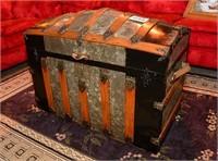 Spectacular steamer trunk! 30" t x 36" x 21"